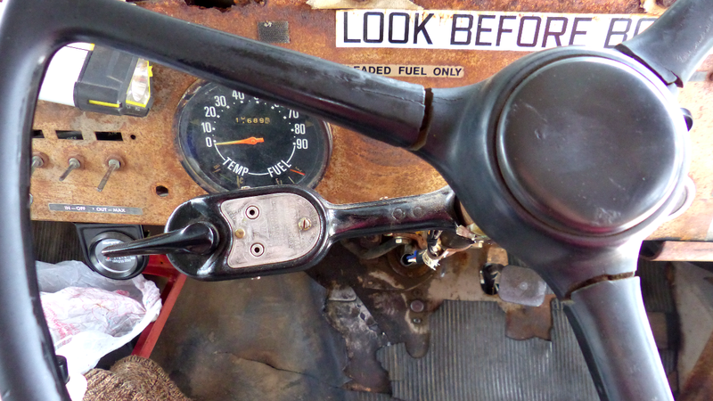 Illustration for article titled The Last-Minute Repair Frenzy That Saved My $500 Postal Jeep Project